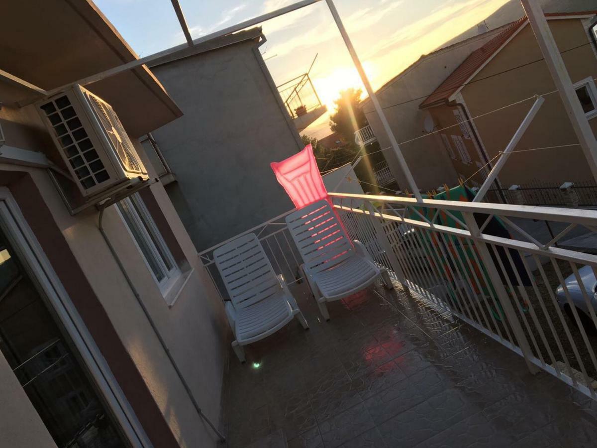 Apartman Ana 特罗吉尔 外观 照片